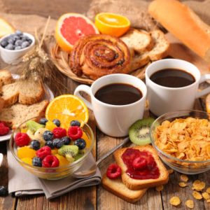 Petit déjeuner continental